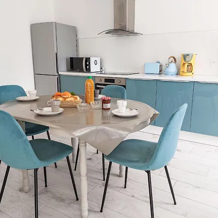 Holiday home La Trelennoise By Interhome Ploneour-Lanvern